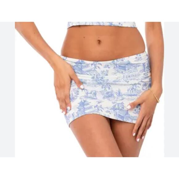 Edikted Delft Print Mini Skirt Size Medium New With Tags Y2K Style - Picture 4 of 8